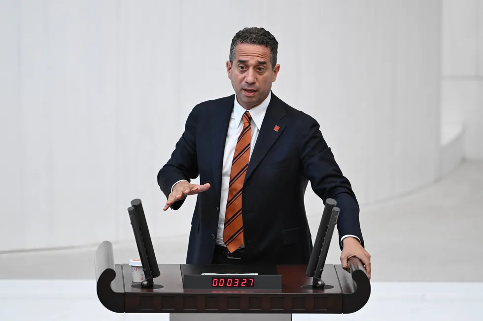 10 vekilin dokunulmazlık dosyası TBMM'ye sunuldu! - 1