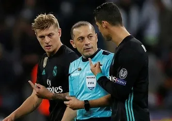 Cüneyt Çakır'a UEFA'dan büyük görev!