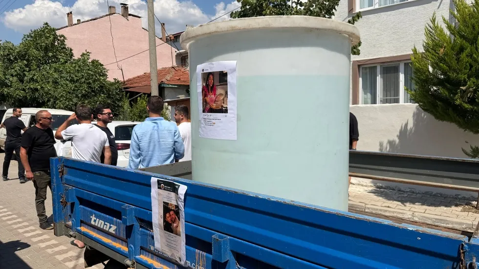 İznik'te sıra dışı gelin alma töreni: Damat neye uğradığını şaşırdı - 1