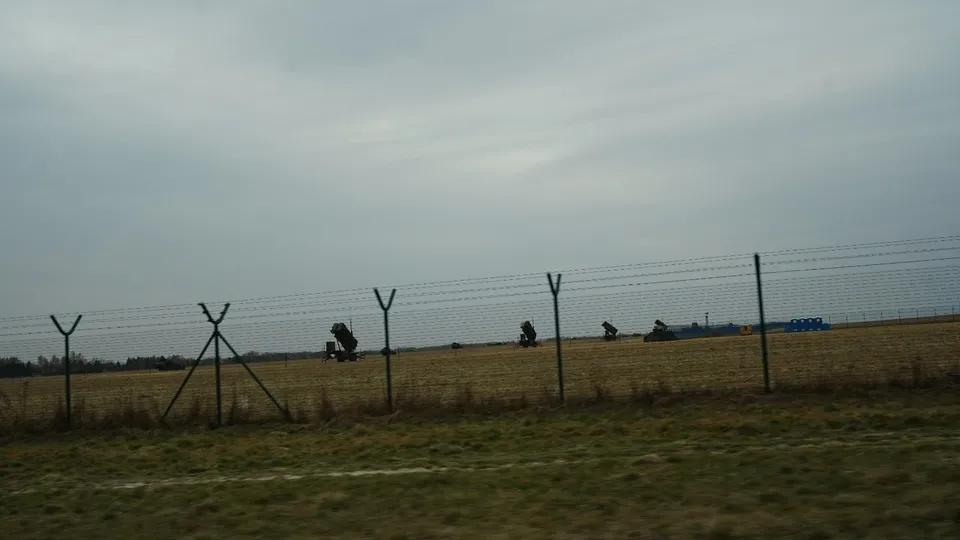 ABD'nin Polonya'daki Patriotları görüntülendi! Namlular Ukrayna'ya çevrildi