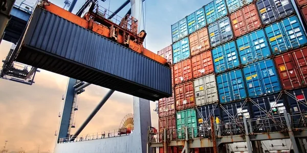 Türkiye yeni ekonomi modeliyle zirveye çıktı! Yabancı sermayenin yüzde 48'i imalat sanayisine yöneldi - 1