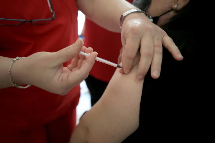 Son dakika: Aşılamada yeni eşik aşıldı! Birinci ve ikinci doz aşı miktarı 32 milyonu aştı