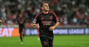 Aktürkoğlu’ndan Mert Hakan’a gönderme!