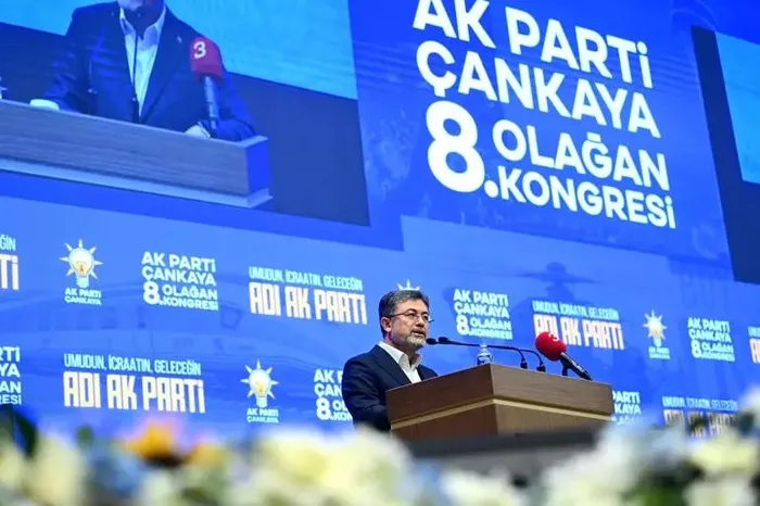 bakan-uraloglu-mujdeyi-verdi-baskentten-izmire-seyahat-35-saate-dusurecegiz-1733676202414.jpeg Bakan Uraloğlu müjdeyi verdi! Başkent'ten İzmir'e seyahat süresi 3,5 saate düşecek - 3