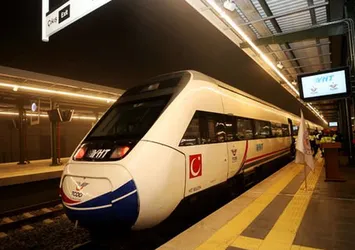 Ulaştırma Bakanı'ndan hızlı tren müjdesi