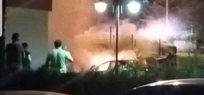 Ankara'da park halindeki otomobilde patlama! 2 araç küle döndü