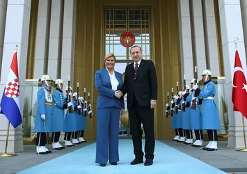 Erdoğan: 'FETÖ'nün balkanlarda kökü kazınacak'