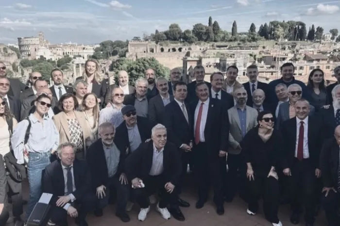 CHP’li Ekrem İmamoğlu’ndan Roma gezisi için pişkin savunma: Tamamı İBB tarafından karşılandı yadırgamaya gerek yok