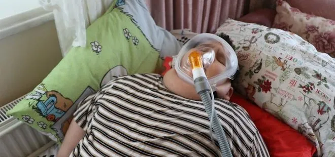 Samsun’da 5 yaşındaki Yağız’ın kilo almasının önüne geçilemiyor