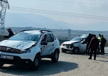 Manisa'da trafik kazası: 6 yaralı