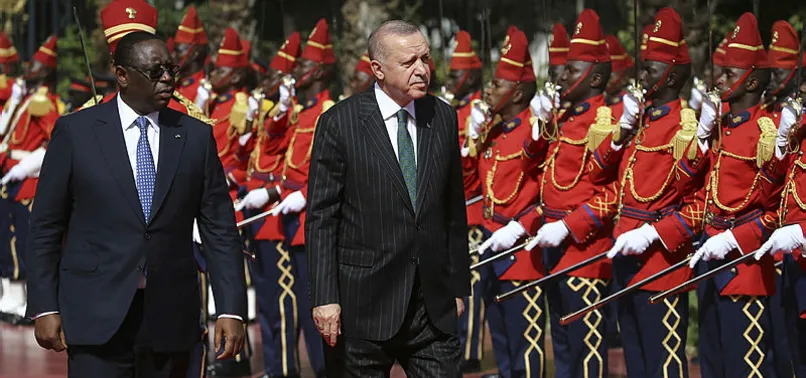 Son dakika: Başkan Erdoğan Senegal'de resmi karşılama töreni! Macky Sall tarafından böyle karşılandı...
