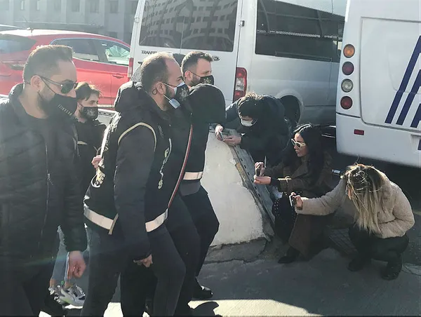 Şafak Mahmutyazıcıoğlu cinayetinde yeni gelişme! Silah bakın nerede bulundu? - 5