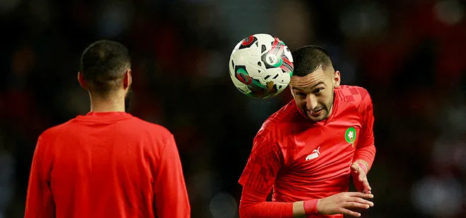 Hakim Ziyech Galatasaray’da! KAP’a bildirildi | Ziyech RAMS Park’ta taraftara üçlü çektirdi