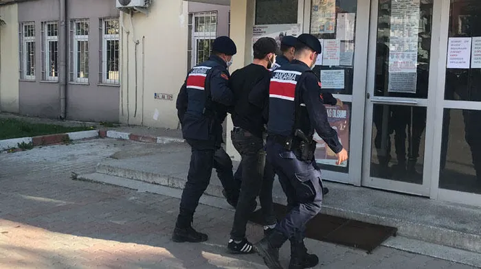 Uşak'ta kan donduran cinayet! Babasını baltayla öldürdü, ormana gömdü! 4 gün sonra... - 2