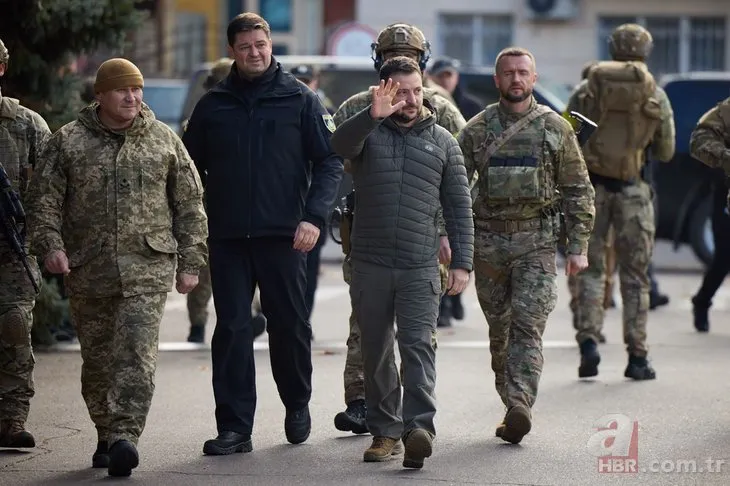 Ukrayna Devlet Başkanı Zelenskiy Herson’u ziyaret etti! Askerlerle buluştu