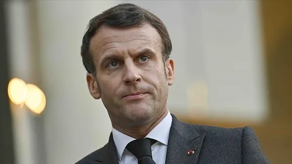 fransa-cumhurbaskani-macronun-skandal-aciklamalarina-sert-tepki-osmanlinin-varligi-bati-sirtlanlarini-durduracak-bir-duvardi-1633433456554.jpg Fransa Cumhurbaşkanı Macron'un skandal açıklamalarına sert tepki: Osmanlı'nın varlığı Batı sırtlanlarını durduracak bir duvardı - 6