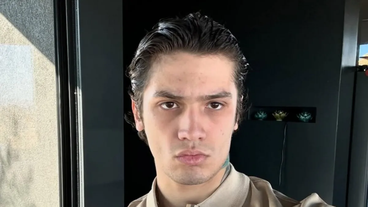 Emirhan Çakal dev ekiple sahne alacak