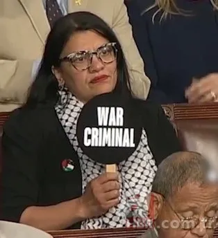 ABD Kongre binası çevresinde Katil Netanyahu'ya dev protesto! "Savaş suçlusu" | Binlerce kişi caddeyi trafiğe kapattı 8