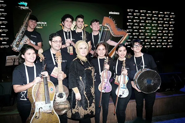 Inbusiness Sürdürülebilir Yüzyıl Zirvesi’nde Emine Erdoğan’dan Turkuvaz Medya’ya özel tebrik: Doğa dostu bina ve çevre duyarlılığı vurgusu