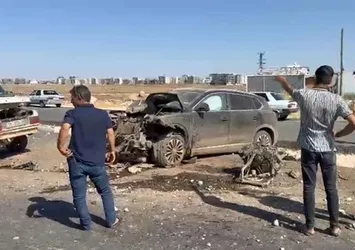 Şanlıurfa'da 2 otomobil kafa kafaya çarpıştı: 5 yaralı