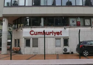 Cumhuriyet gazetesini borca batık hale getirmişler