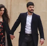 Hercai dizisinin Miran Aslanbeyi Akın Akınözü sevgilisi bakın kimmiş?