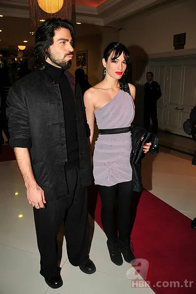 Uğur Pektaş öpüşeyecek 3