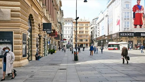 Avusturya'da Kovid-19 nedeniyle sokağa çıkma yasağı uzatıldı - 5