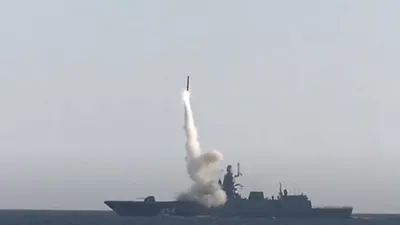 Rusya’dan sesten 9 kat hızlı füze