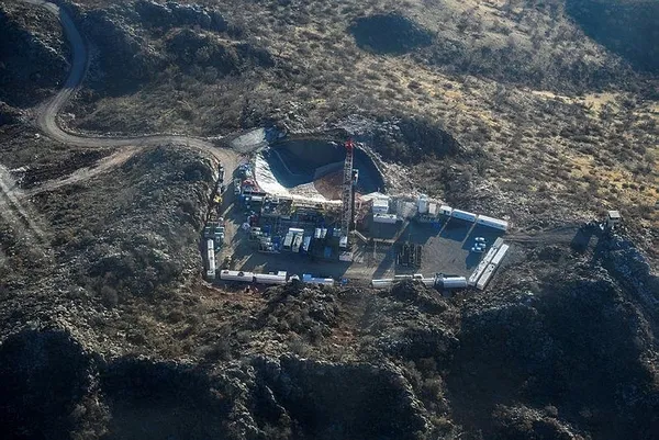 baskan-erdogandan-genclere-gabar-mesaji-bugunlere-nasil-geldik-dedi-turkiyeye-kurulan-tezgahlarin-tek-tek-nasi-1683095635679.jpeg Başkan Erdoğan'dan gençlere Gabar mesajı! "Bugünlere nasıl ulaştık?" dedi Türkiye'ye kurulan tezgahların tek tek nasıl aşıldığını anlattı - 3