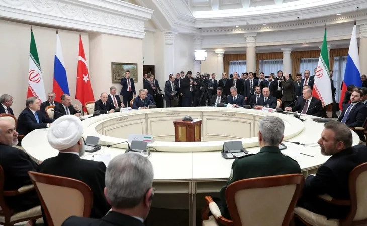 Erdoğan, Putin ve Ruhani zirvesinden kareler