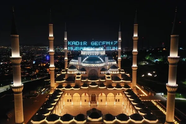 kadir-gecesi-nasil-tovbe-edilir-kadir-gecesi-tovbe-istigfar-duasi-nasil-okunur-1681478080262.jpg Kadir Gecesi nasıl tövbe edilir? Kadir Gecesi tövbe istiğfar duası nasıl okunur? Türkçe okunuşu ve anlamı! - 1
