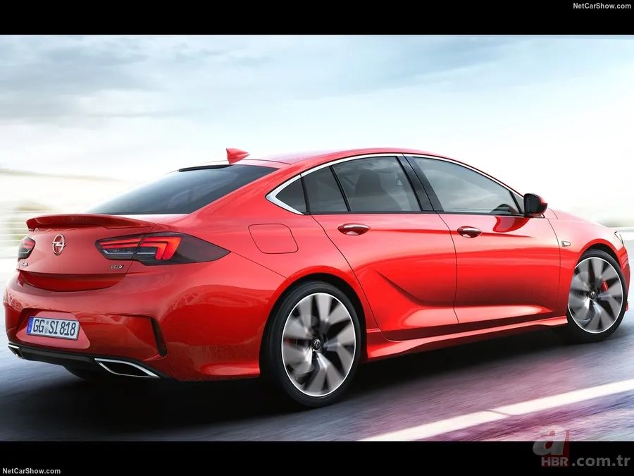 Opel Insignia 200 beygirlik benzinli seçenekle geliyor 13