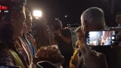 Netanyahu’nun eşinden büyük kabalık!