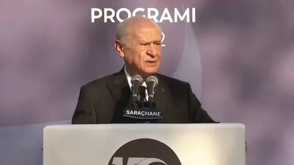 15-temmuz-destaninin-6yili-devlet-bahceli-sarachanede-halka-sesleniyor-1657899660008.jpg 15 Temmuz Destanı'nın 6.Yılı! Devlet Bahçeli Saraçhane'de halka seslendi: 15 Temmuz bir işgal teşebbüsüdür - 3