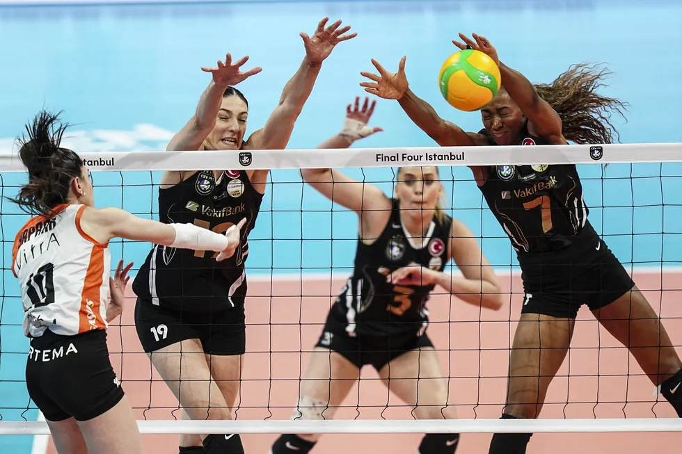 avrupanin-zirvesinde-7-sampiyonluk-turk-finalinde-kazanan-vakifbank-oldu-1777836954277.jpg FOTOĞRAF (AA)