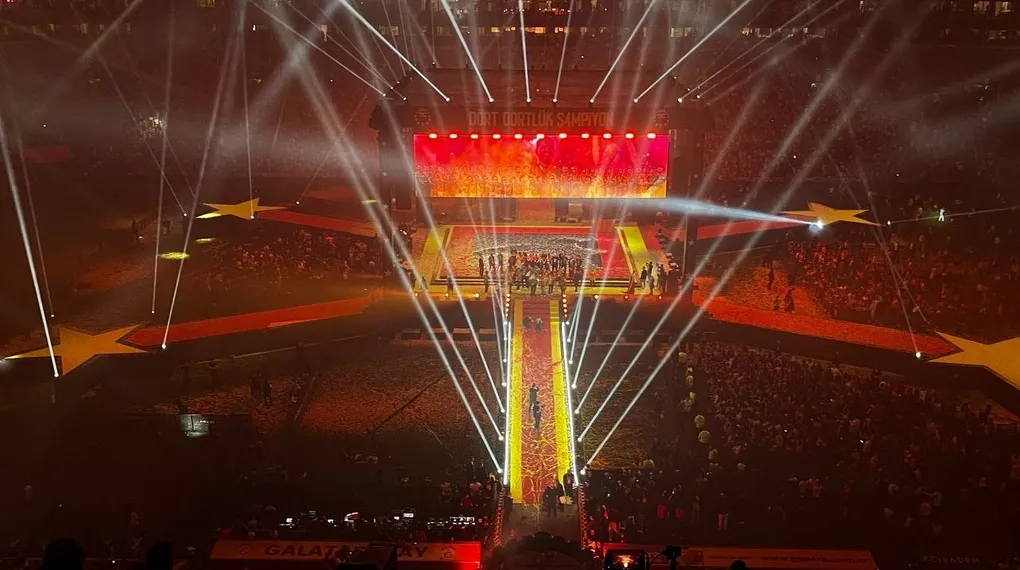 Şampiyon Galatasaray’dan görkemli final