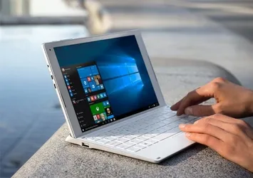 Samsung'dan Windows 10 özrü!