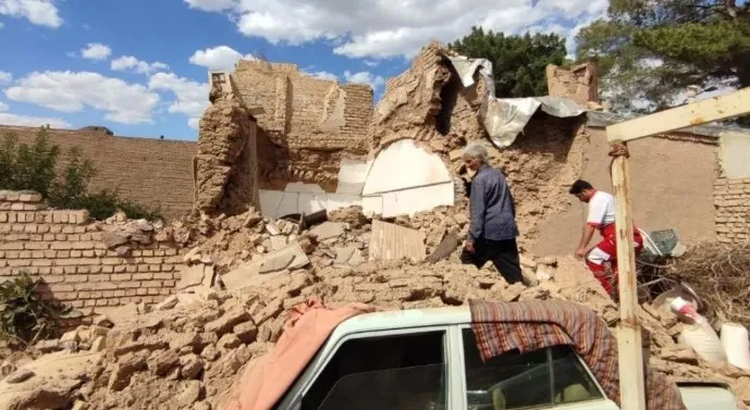 iranda-deprem-4-kisi-oldu-cok-sayida-yarali-var-1718741997346.jpg İran'da deprem! 4 kişi öldü çok sayıda yaralı var - 1