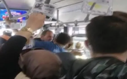 metrobuste-kadin-yolcuya-dehsete-dusuren-sozlu-taciz-senin-gibi-esim-olsa-kafasini-koparirim-1650869886993.jpg