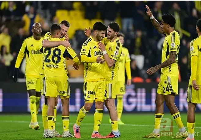 VAR kayıtları açıklandı! Trabzonspor-Beşiktaş derbisindeki kırmızı kartta ne konuşuldu? 4