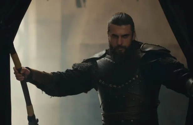 Gelip damga vurması bekleniyordu, ters köşe yaptı! Diriliş Ertuğrul'un Turgut Alp'iydi! Derin sulara hükmedecek...