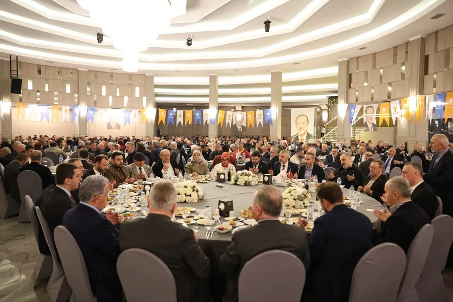 bakan-bak-bu-millete-hizmet-etmeye-devam-edecegiz-1773510618219.jpg Bakan Bak: "Bu millete hizmet etmeye devam edeceğiz" - 2