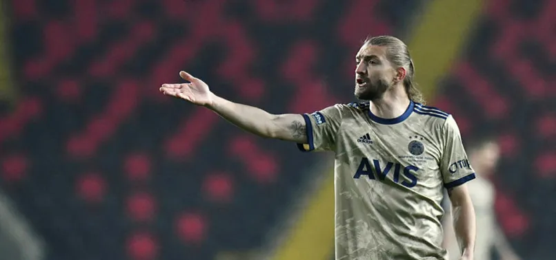 Ali Koç ve Emre Belözoğlu devreye girdi: Fenerbahçe'de Caner Erkin kızağa çekildi!