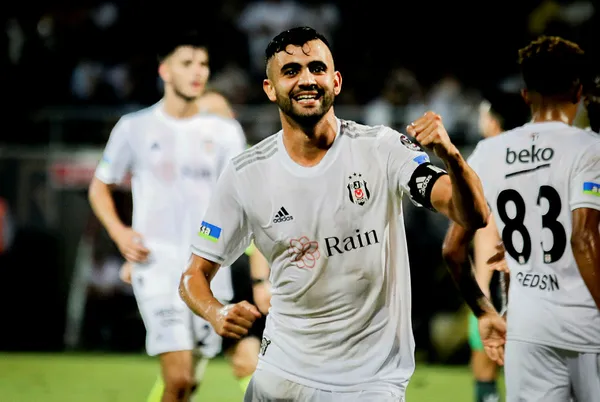 alanyaspordan-tarihi-geri-donus-alanyaspor-3-3-besiktas-mac-sonucu-ozet-1660510743544.jpg Alanyaspor'dan tarihi geri dönüş! Alanyaspor 3-3 Beşiktaş (MAÇ SONUCU-ÖZET) - 4