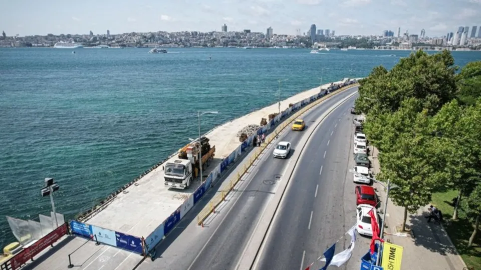 İstanbullu Kız Kulesi'ne hasret kaldı! İşte CHP'li İBB'nin bitmeyen çalışması