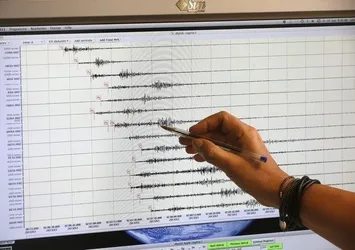 Atlantik Okyanusu'nda 7.4 büyüklüğünde deprem meydana geldi