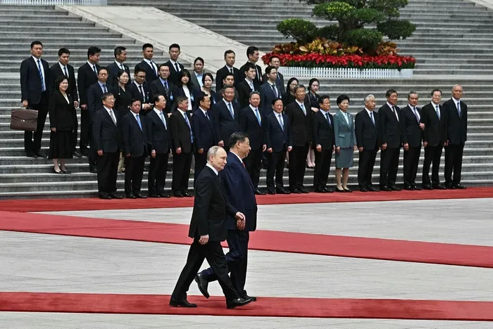 1715849944361.jpeg Rusya lideri Vladimir Putin Çin'de! Batı medyası anbean takip ediyor! "ABD'ye karşı birleştiler" yorumları sonrası Putin-Şi Cinping zirvesinden ilk yanıt - 7