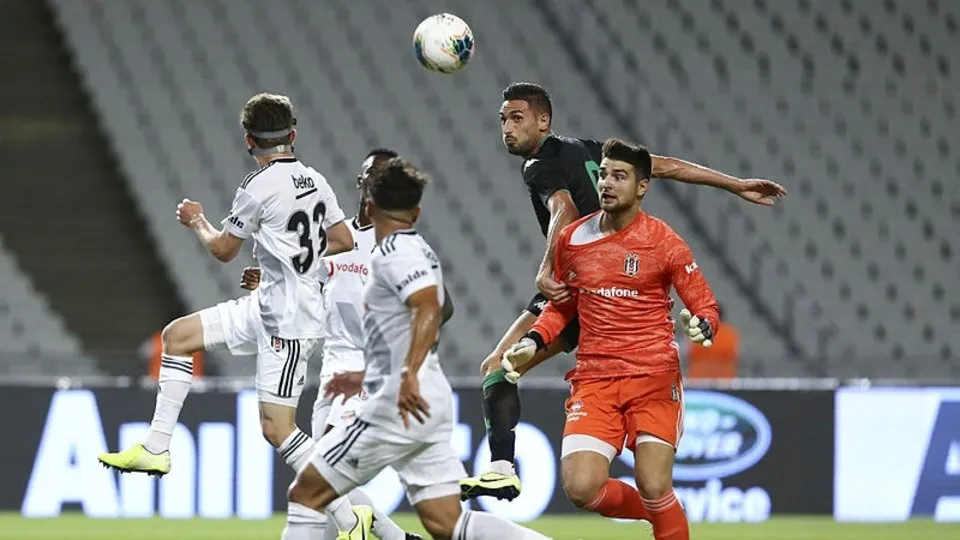 Sivasspor Beşiktaş maçı canlı anlatım |Video