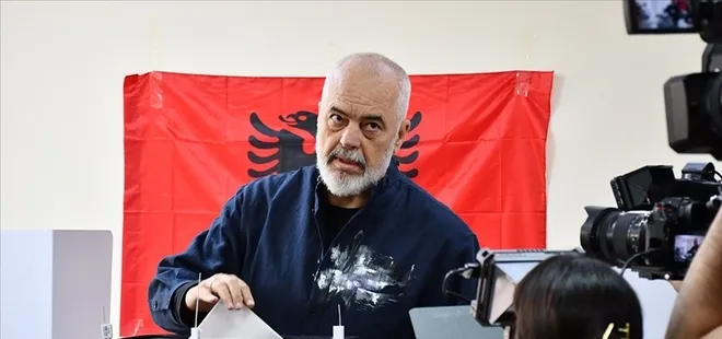 Arnavutluk’taki genel seçimi resmi olmayan sonuçlara göre Başbakan Rama’nın partisi kazandı